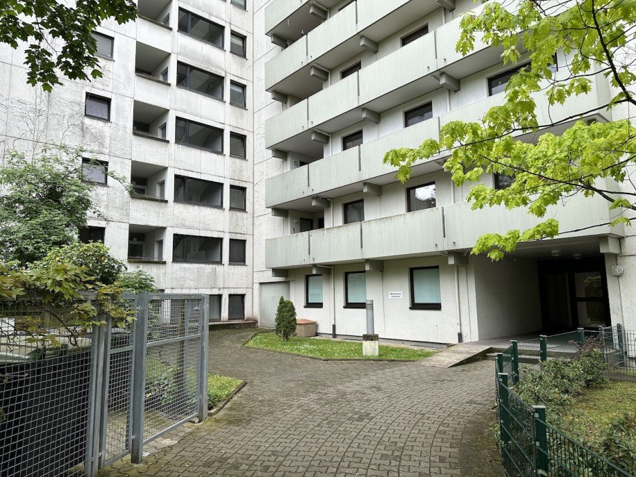 Hauseingang Etagenwohnung Frankfurt-Sachsenhausen