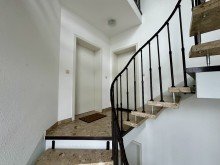 Treppenhaus Elegante 2- Zimmer Wohnung mit Wohlf�hlfaktor in Top-Lage von B�ttelborn