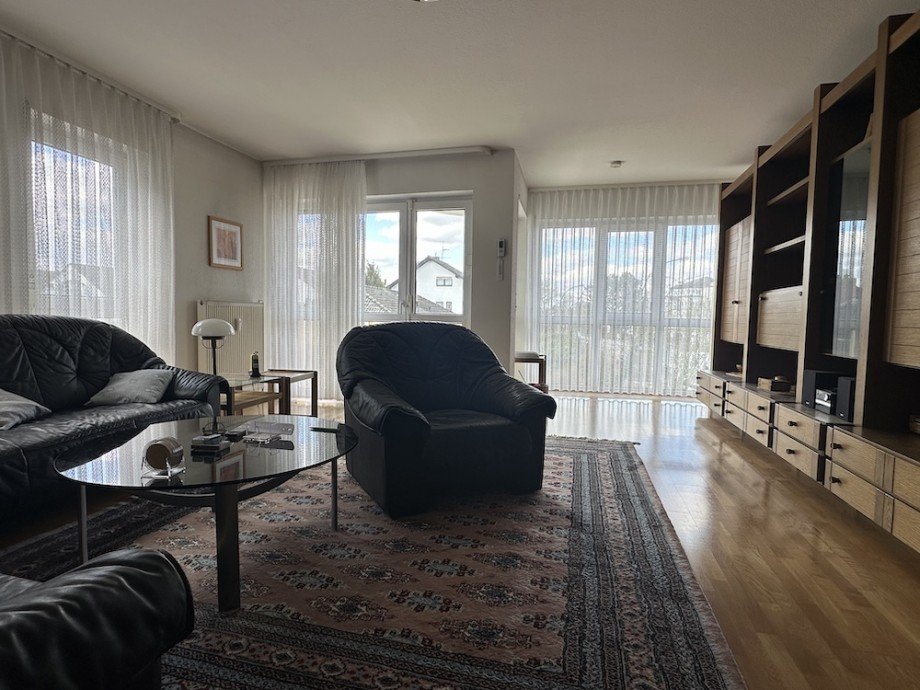 Wohnzimmer Etagenwohnung Bischofsheim