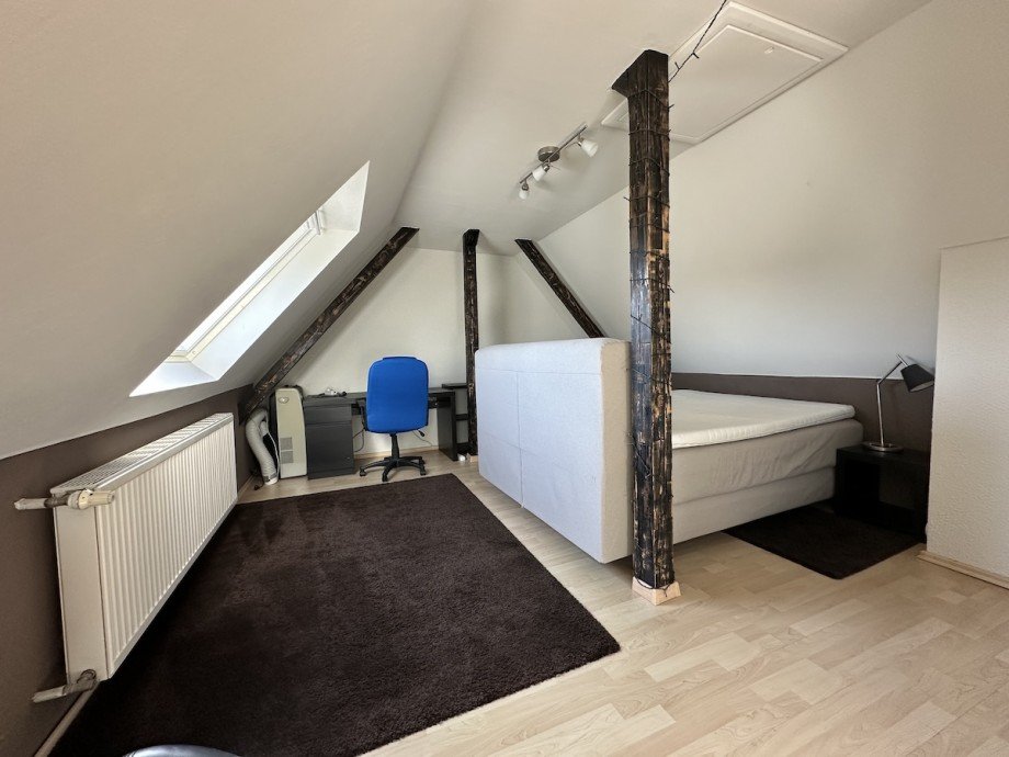 Schlafzimmer Dachgeschoss Haus Bischofsheim