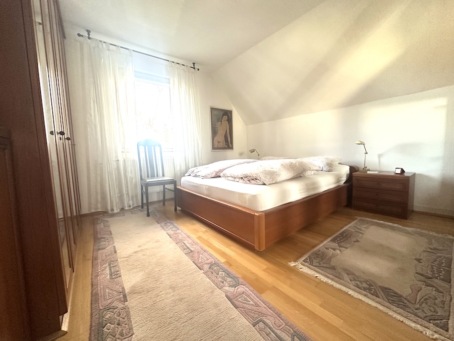Schlafzimmer Einfamilienhaus Nauheim