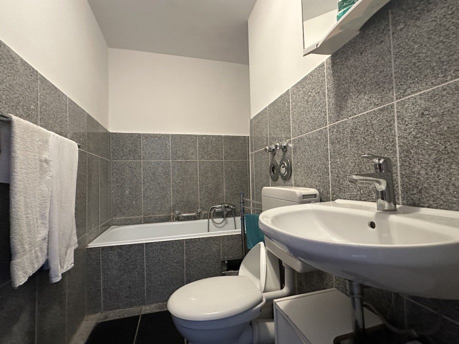 Badezimmer Etagenwohnung R�sselsheim
